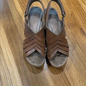 Clark’s Brown Leather Women's Sandals